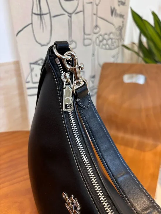 Coach Black Leather Crossbody Bag - Stylish & Spacious - Picture 2 of 7